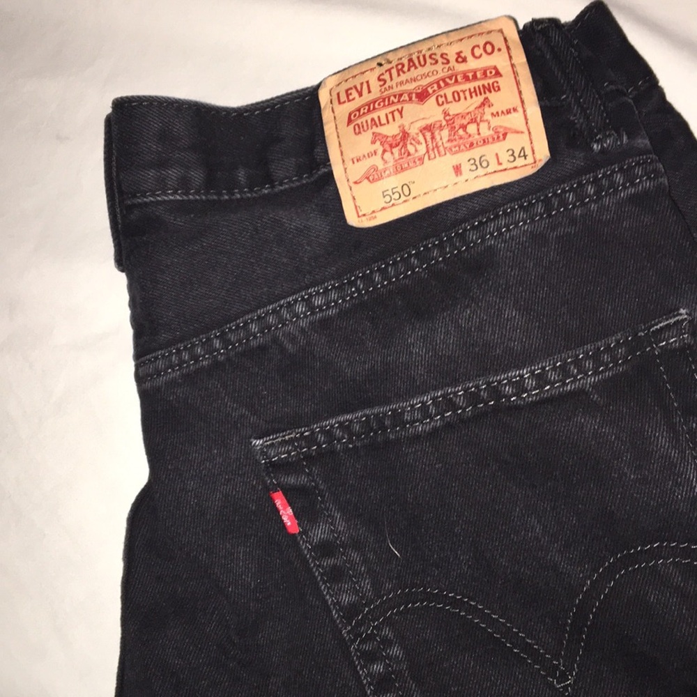 Black Levi 550 Jeans